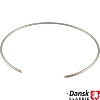 Spring ring for fuel filler neck seal