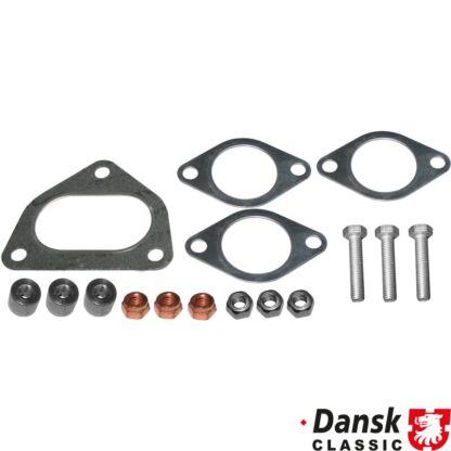 Mounting kit for heat exchanger. The kit includes 4 gaskets, nuts and bolts