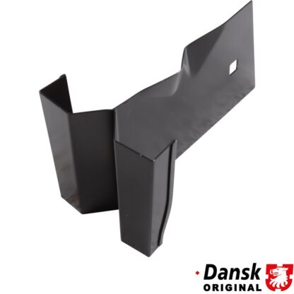 Air baffle plate, centre, black. 4 pieces needed per car