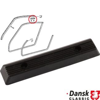 Stop at door window frame, upper