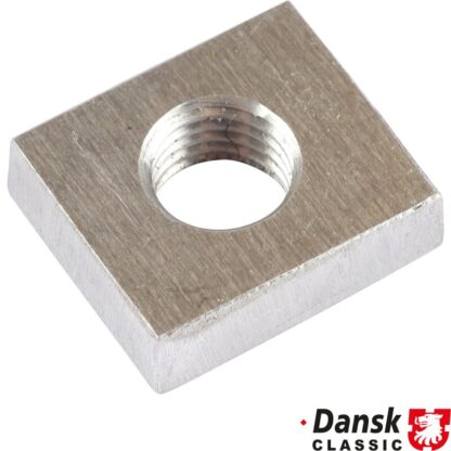 Threaded plate for Targa roof. 2 pieces needed per car. It is a good idea to replace this plate when purchasing new location pegs (91156507440)