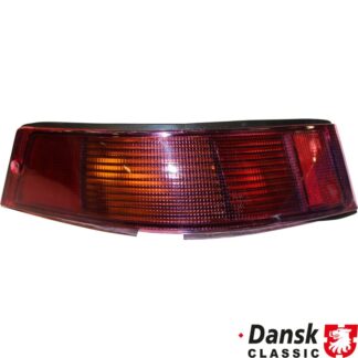 Tail light with red glass and rubber seal, EU model, left, with E-mark. Modifications needed for converting to US model