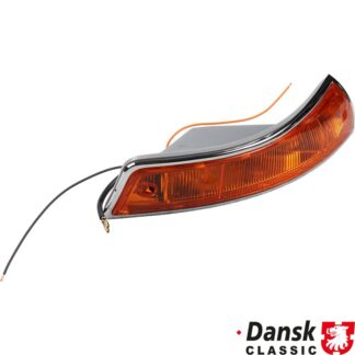 Indicator, front, complete with housing and rubber seal, US version, orange, with SAE approval, right