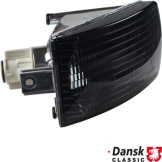 Indicator, front, smoked, right. With USA socket but European socket can fit