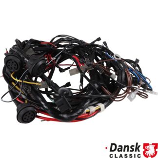 Wiring harness for luggage compartment, OEM standard. From fuse box to dashboard. For LHD